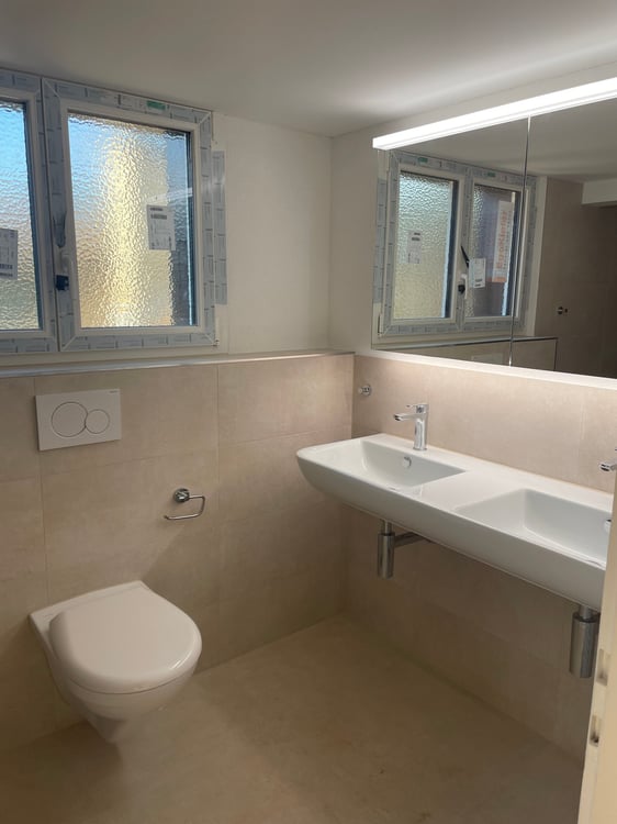 Charmante 4.5-Zimmer-Maisonette-Wohnung in historischem Gebäude 14