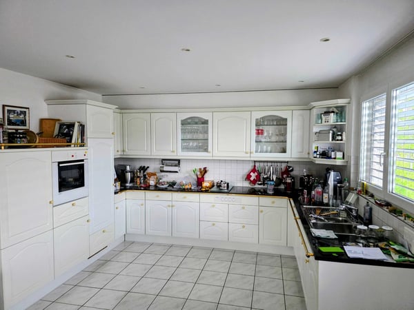 Gepflegte 4.5-Zimmer-Duplex-Maisonette-Wohnung an Toplage in Amriswil (TG) 2
