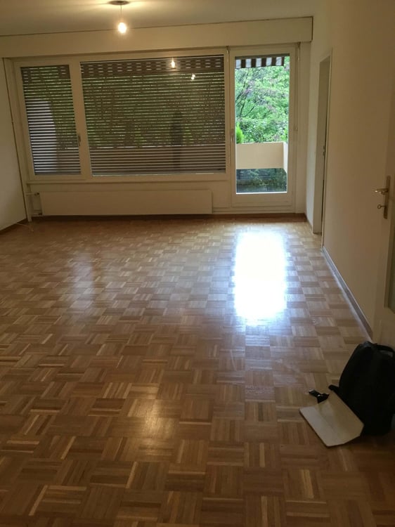 Spacious 6-Room Apartment with Balcony & Stunning Views in Geneva 1208 13