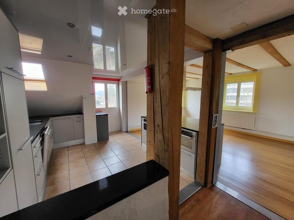 Charmante 3.5 Zimmer-Wohnung in Spiez 3