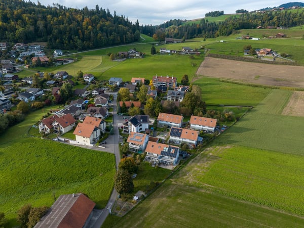 2.5 Zimmer Eigentumswohnung EG mit 17m2 Terrasse und 55m2 Garten-Sondernutzungszone 3