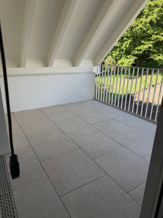 Erstvermietung einer modernen 4.5-Zimmer-Dach-Maisonette-Wohnung in Bassersdorf 4