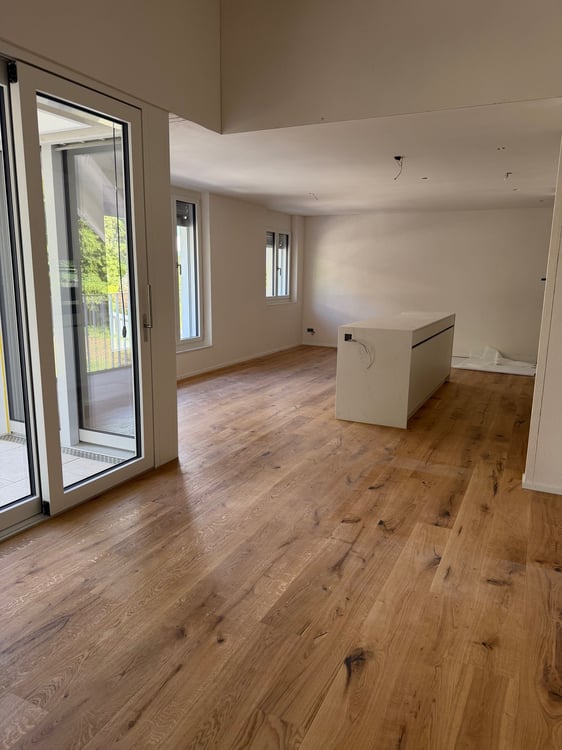 Erstvermietung einer modernen 4.5-Zimmer-Dach-Maisonette-Wohnung in Bassersdorf 3