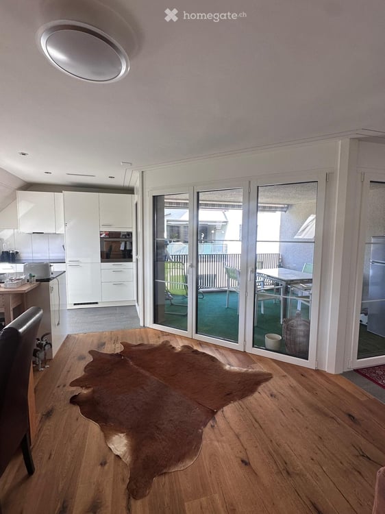3.5-Zimmerwohnung mit Balkon und Garagenparkplatz 4