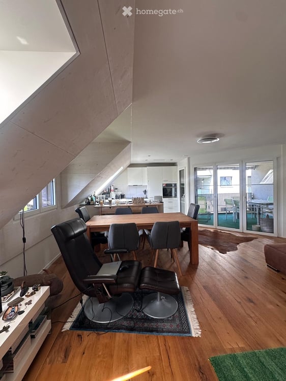 3.5-Zimmerwohnung mit Balkon und Garagenparkplatz 6