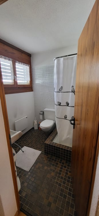 Schöne Maisonette-Wohnung in Schwarzenbach SG mit separatem Eingang 4