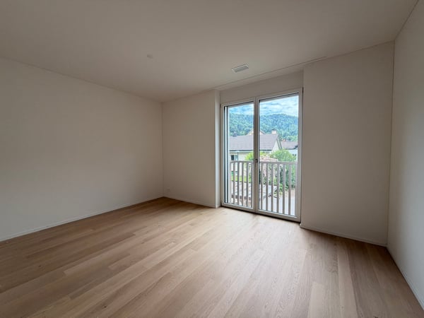 Helle 4.5-Zimmer-Neubauwohnung mit Balkon in Zell ZH 6