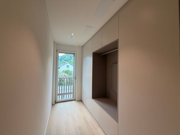 Helle 4.5-Zimmer-Neubauwohnung mit Balkon in Zell ZH 7