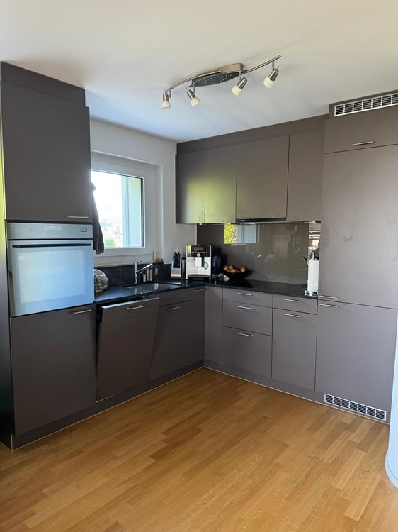 Charmante 3.5-Zimmer-Dachwohnung an der Forchstrasse in Zürich 8008 2
