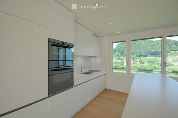 Moderne 4.5-Zimmerwohnung im 2. OG zu vermieten 2