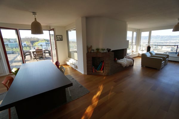 Charmante 5.5-Zimmer-Dachwohnung mit Aussicht in Zürich Witikon 4