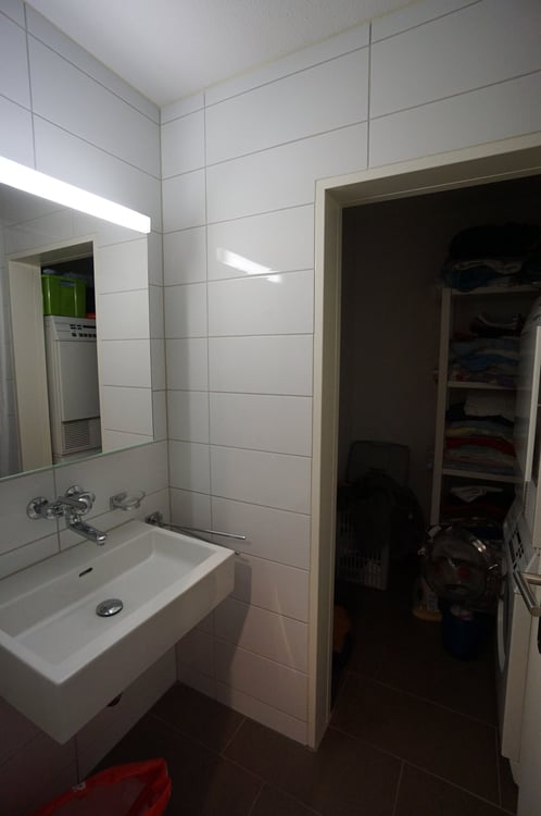 Charmante 5.5-Zimmer-Dachwohnung mit Aussicht in Zürich Witikon 8