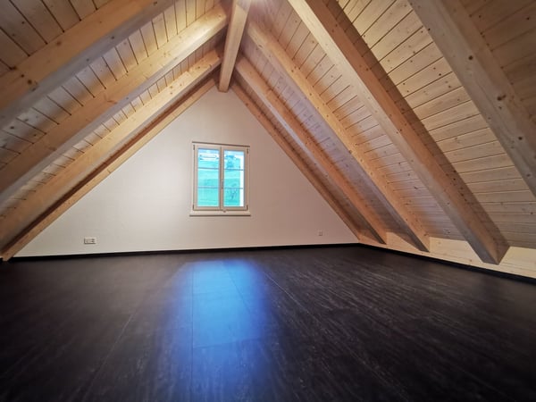 5½-Zimmer-Maisonette-Dachwohnung mit traumhafter See- und Weitsicht 3