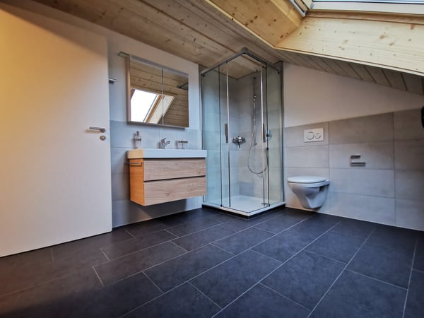 5½-Zimmer-Maisonette-Dachwohnung mit traumhafter See- und Weitsicht 4