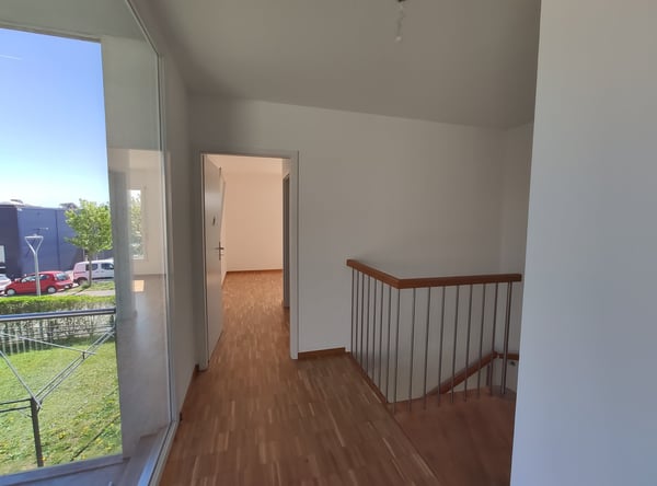 Duplex lumineux de 4.5 pièces avec balcon à Gland 5