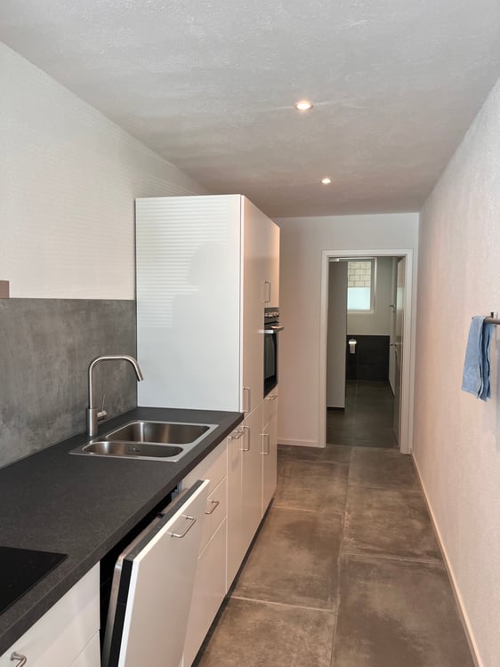 Gewerberaum: Büro /Atelier/Gewerbe in Wagen 15