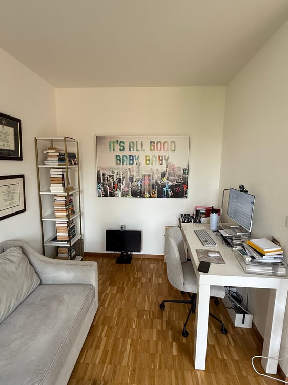 Lease Takeover:  Charming 5-Room Apartment with Balcony & Beautiful Views in Geneva's Eaux-Vives 10