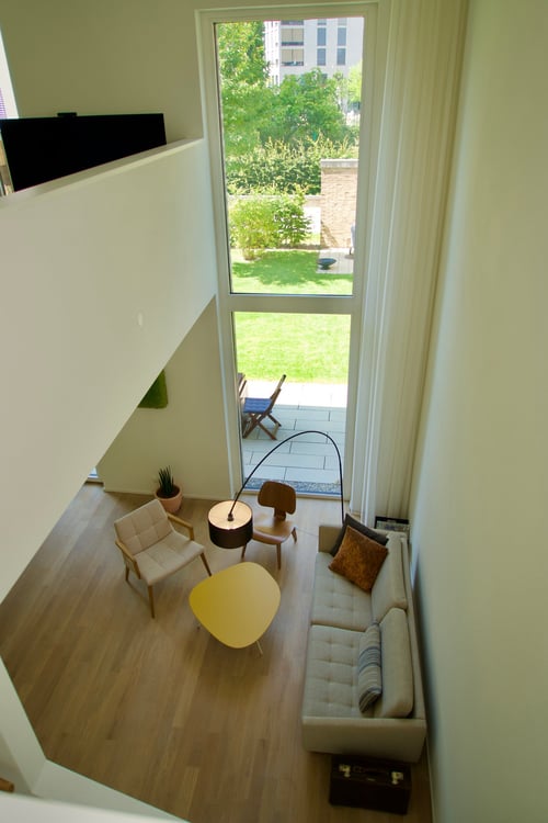 Einzigartige 5.5-Zimmer-Duplexwohnung mit riesigem Garten 2