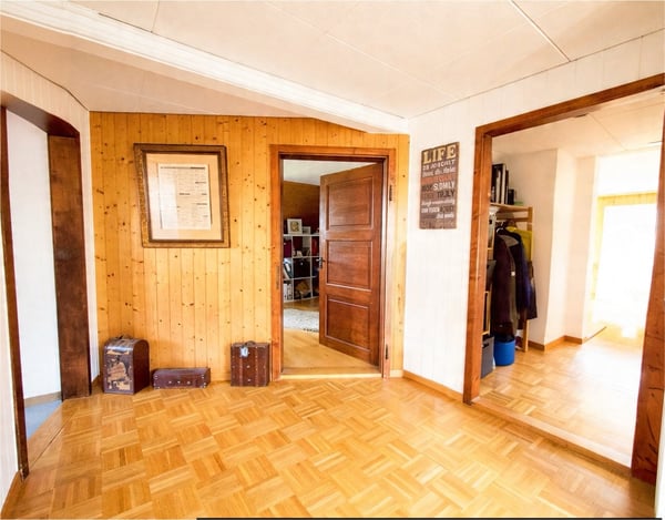Charmante Attikawohnung mit Cheminée – naturnahe Lage, ruhiges Umfeld (4 Zi., 95 m²) 3