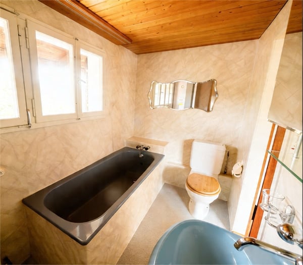Charmante Attikawohnung mit Cheminée – naturnahe Lage, ruhiges Umfeld (4 Zi., 95 m²) 7