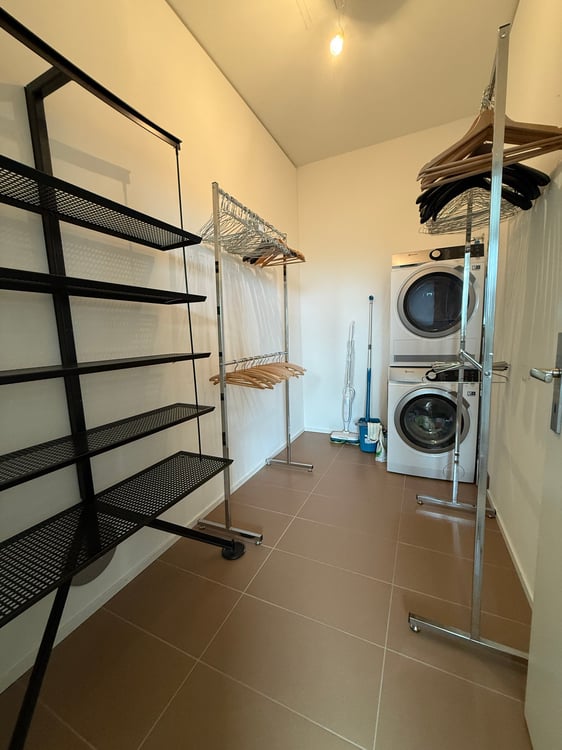Perfect for Roche & Novartis Professionals – Stylish Furnished Apartment near Messe Basel 6