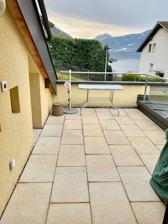 lichtdurchflutete Dachwohnung / Loft ca. 93 m2 im 3. OG mit Aussichtsbalkon 3