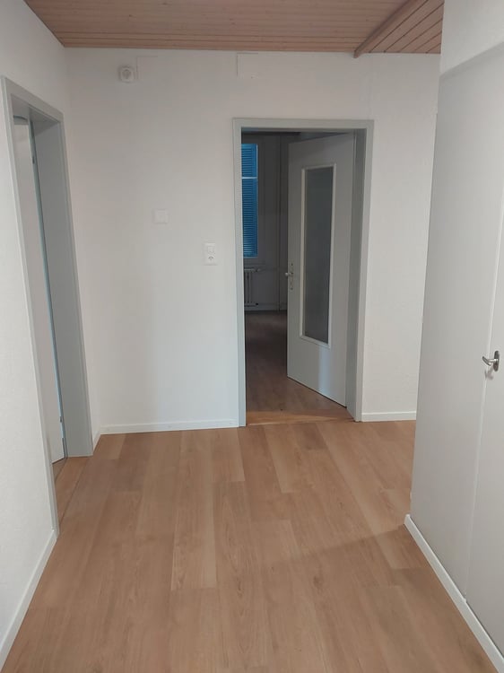 Charmante 5-Zimmer-Altbauwohnung in Niederglatt SG – sofort verfügbar 10