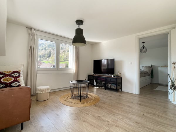 Attraktive 3.5-Zimmer-Dachwohnung an ruhiger Lage in Flums 2