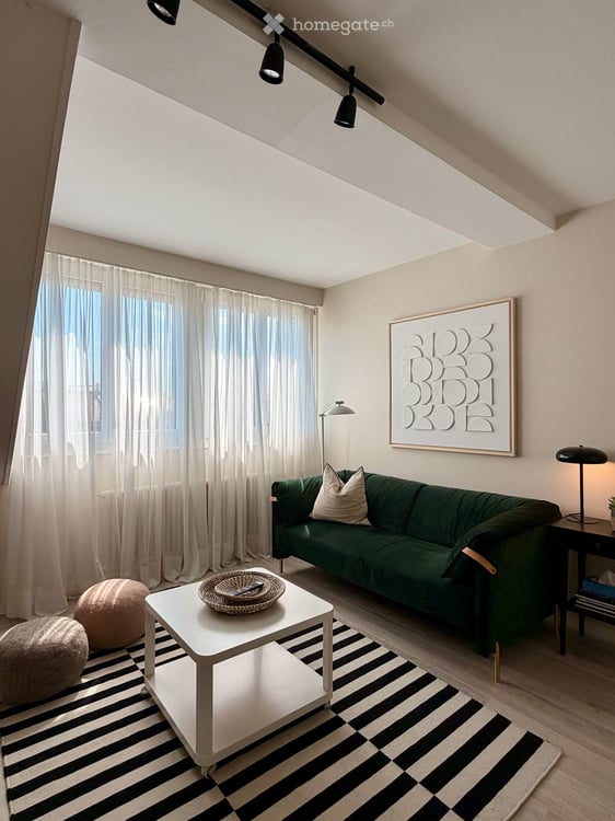 Furnished 2 bedrooms in Champel. 1 to 5 years lease. 1