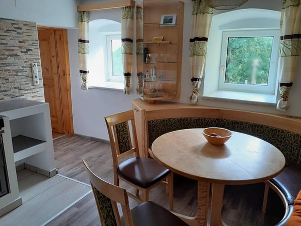 Ruhe und Aussicht wie im Bilderbuch, Alleinlage, 50km Fernsicht unverbaubar, Südhang, Fischteich 6