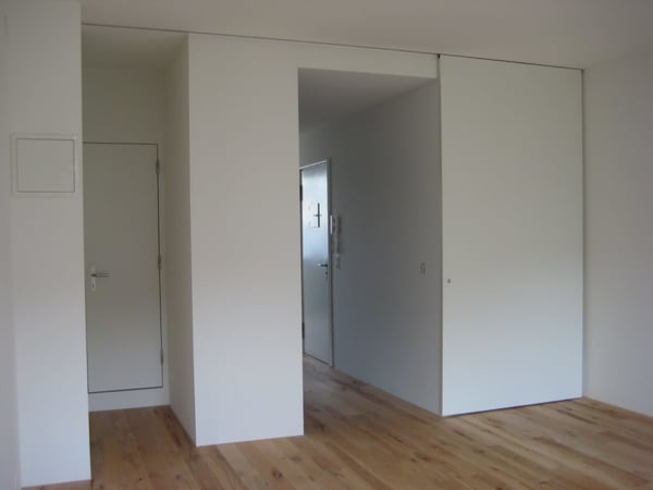 Möblierte interessante, rational-moderne 2 Zimmer-Wohnung 7