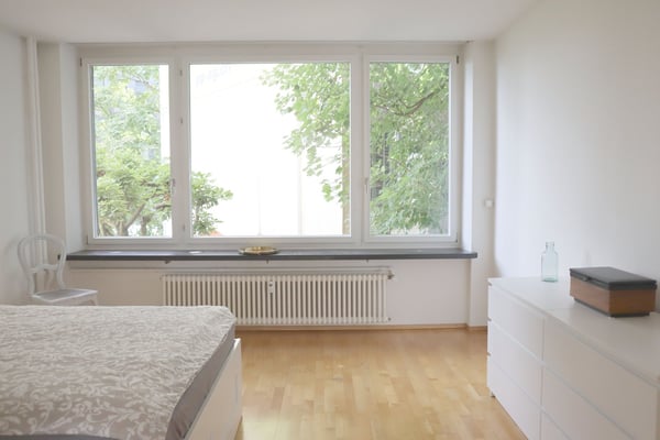 Möblierte interessante, rational-moderne 2 Zimmer-Wohnung 5
