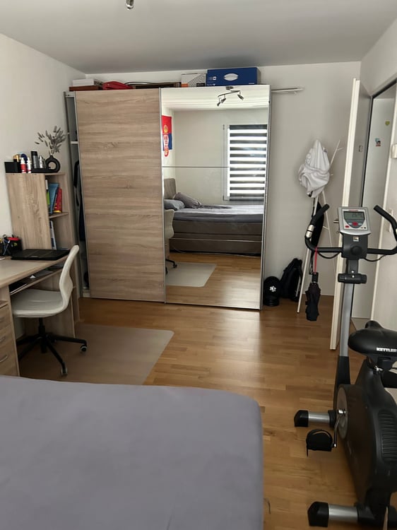 Moderne 4.5-Zimmer-Wohnung mit Balkon und Garage in Opfikon 6