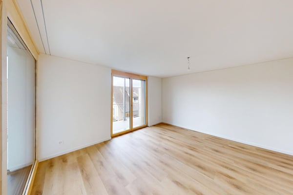 Erstvermietung – Wohnen am Sonnenberg: Moderne 5.5-Zimmer-Wohnung mit grosser Aussenfläche 6
