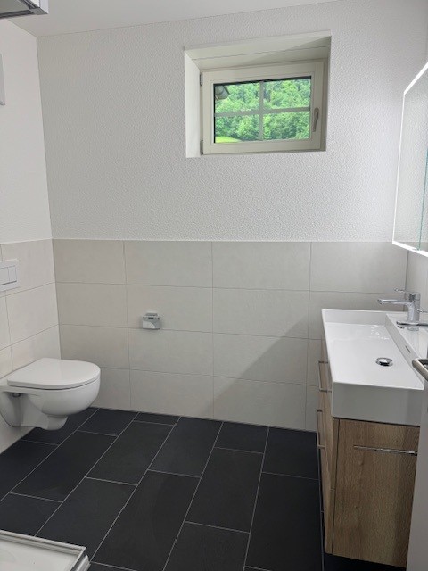 Erstbezug nach Sanierung 3.5 Zimmer-Wohnungen, EG u. OG in charmantem 2‑Familienhaus in Netstal (GL) 7