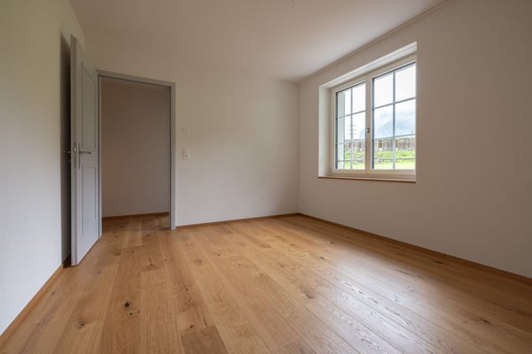 Erstbezug nach Sanierung 3.5 Zimmer-Wohnungen, EG u. OG in charmantem 2‑Familienhaus in Netstal (GL) 6