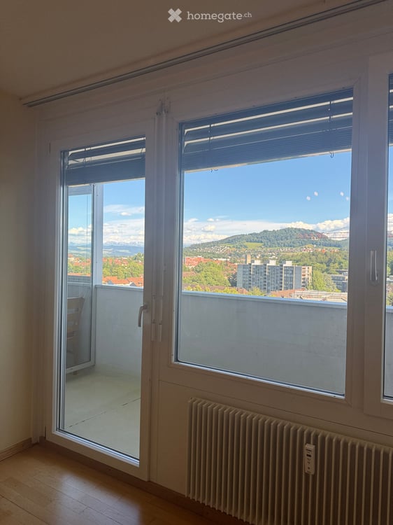 Helle 3.5-Zimmer-Wohnung im 10. Stock mit Balkon und toller Aussicht in Bern 16