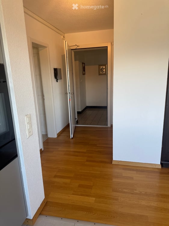 Helle 3.5-Zimmer-Wohnung im 10. Stock mit Balkon und toller Aussicht in Bern 4