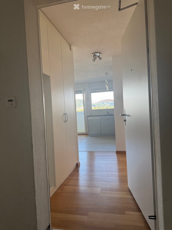 Helle 3.5-Zimmer-Wohnung im 10. Stock mit Balkon und toller Aussicht in Bern 3