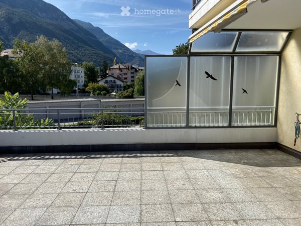 Helle 5.5-Zimmer-Wohnung mit Balkon und Bergblick in Brig 3