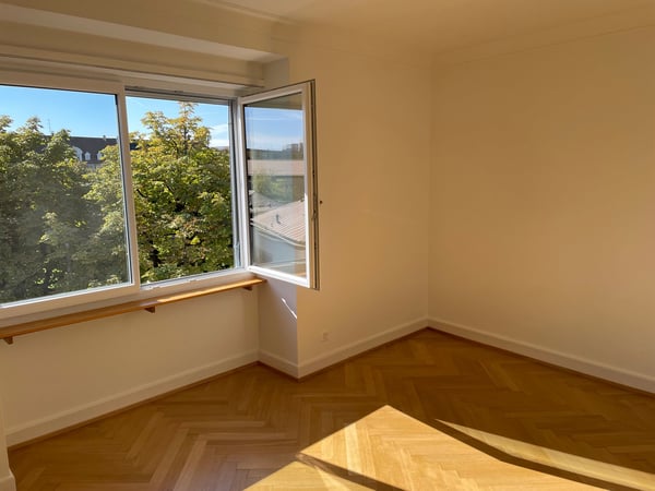 Charmante 3.5-Zimmer-Wohnung mit Balkon und schöner Aussicht in Basel 3