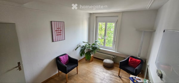 Büroräumlichkeiten mit Altbaucharme – zentral, hell und vielseitig nutzbar 9