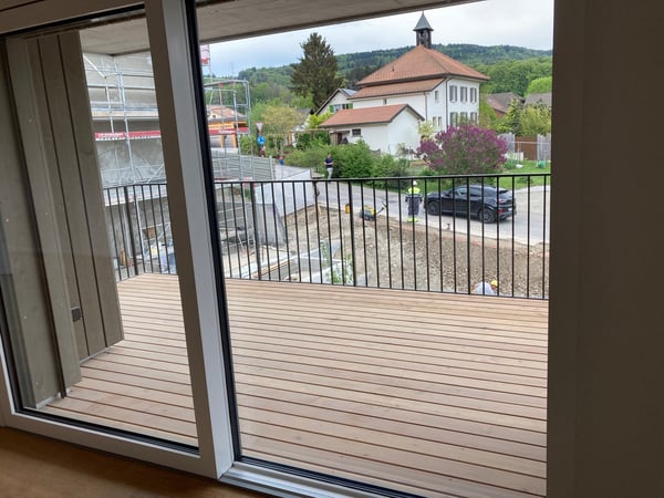 Appartement neuf exclusif de 3.5 pièces avec grand balcon et vue magnifique à Tatroz 7