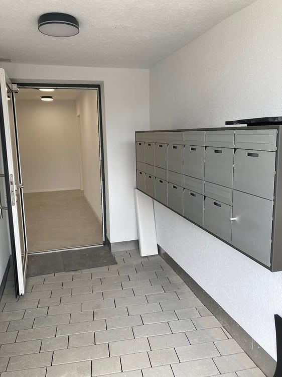 Appartement neuf exclusif de 3.5 pièces avec grand balcon et vue magnifique à Tatroz 16