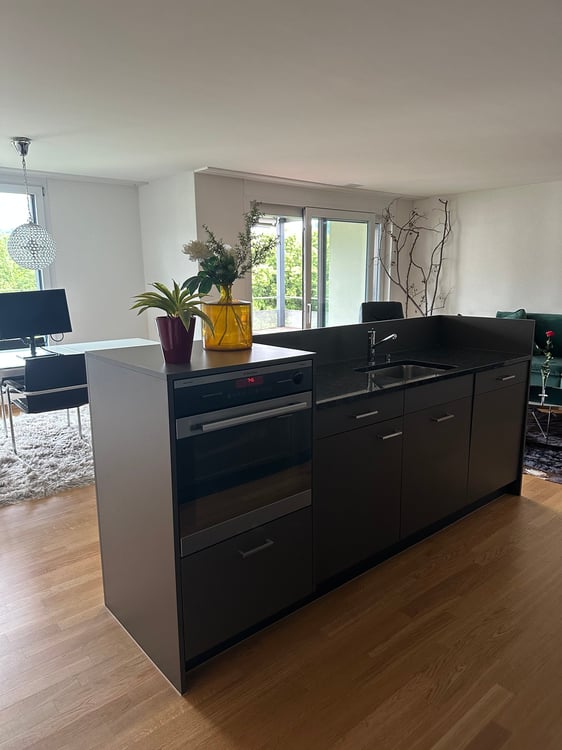 Lichtdurchflutete 2.5-Zimmer-Wohnung mit Blick ins Grüne 3