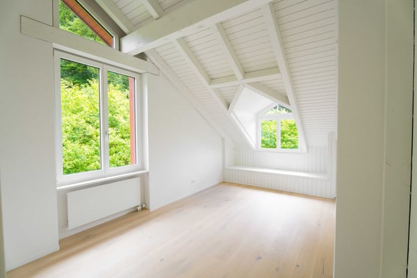 Total saniertes charmantes Reihenhaus mit grossem Garten in Stallikon 13