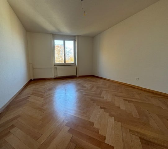 Charmante, sonnige 3-Zimmer-Wohnung mit Balkon nähe Kreuzplatz – Wohnen mit Stil 3