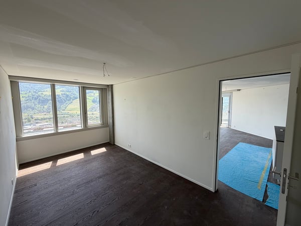 Moderne 4.5-Zimmer-Wohnung im 23. Stock mit atemberaubendem Ausblick auf See und Alpenpanorama 6