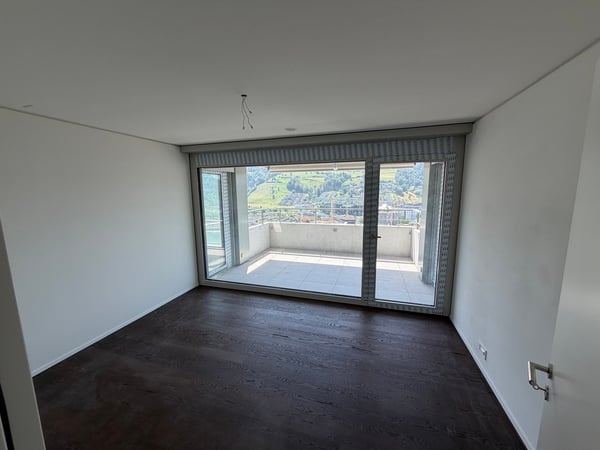 Moderne 4.5-Zimmer-Wohnung im 23. Stock mit atemberaubendem Ausblick auf See und Alpenpanorama 11