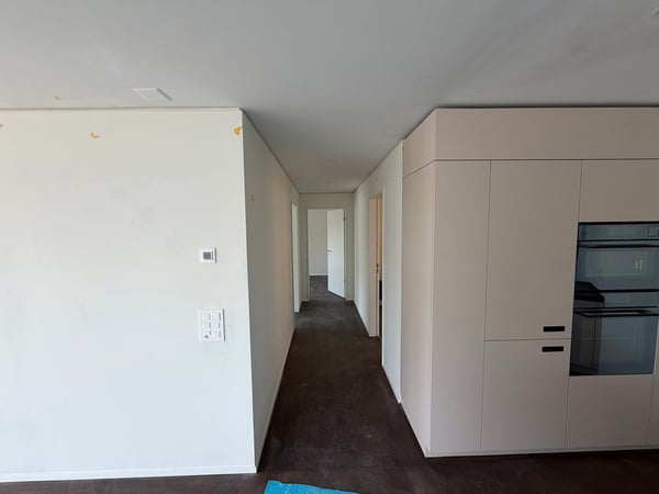 Moderne 4.5-Zimmer-Wohnung im 23. Stock mit atemberaubendem Ausblick auf See und Alpenpanorama 7